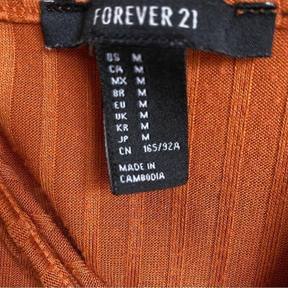 Forever 21 Crop Top - Picture 4 of 4